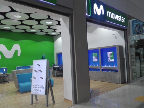 MOVISTAR MALL DE LOS ANDES